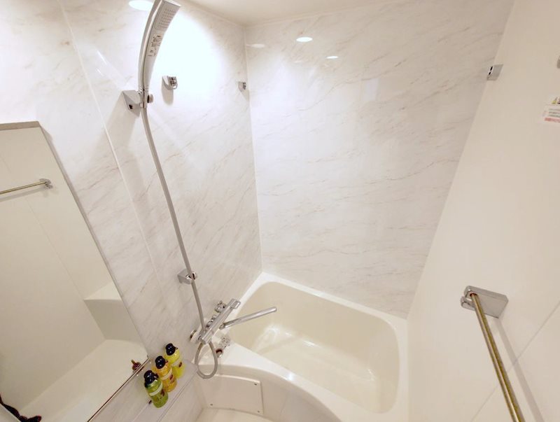 シャワールーム