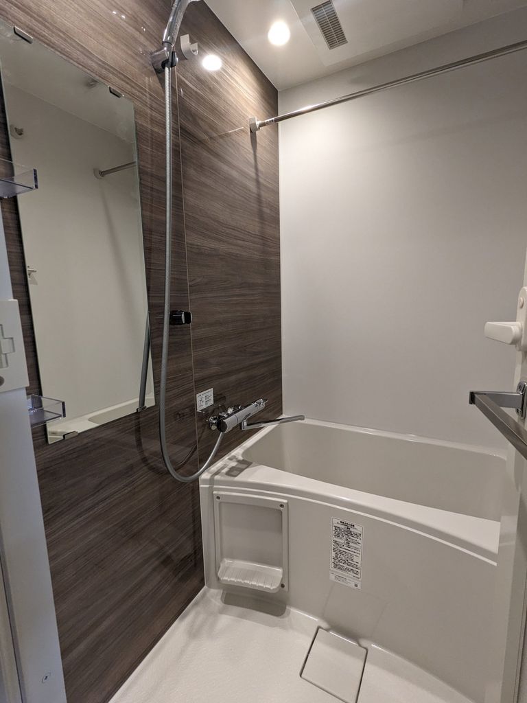 シャワールーム