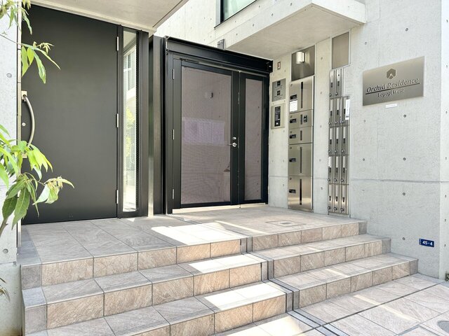 建物エントランス