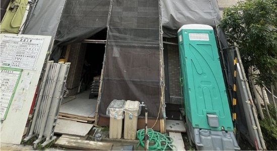 建物エントランス