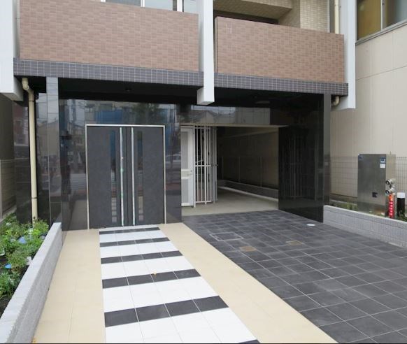 建物エントランス