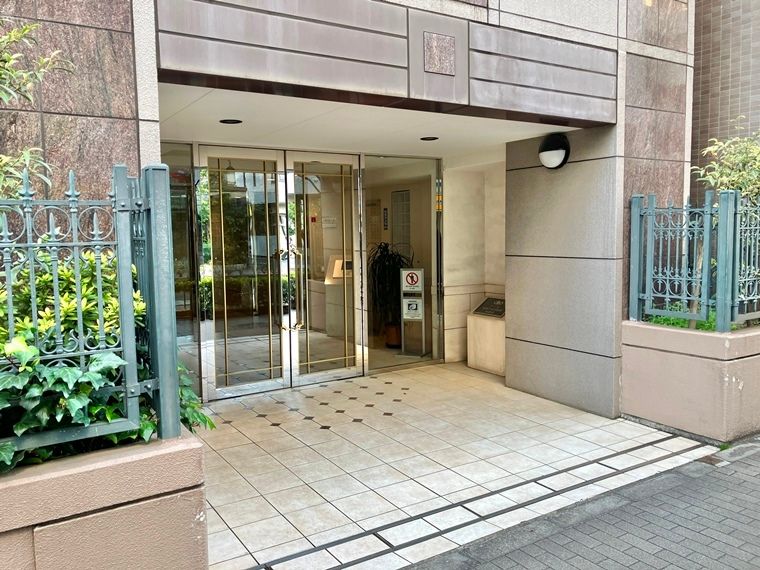 建物エントランス