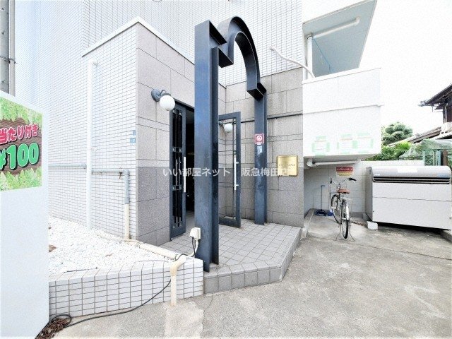 建物エントランス