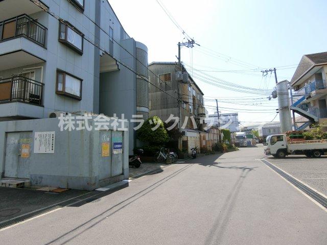 周辺