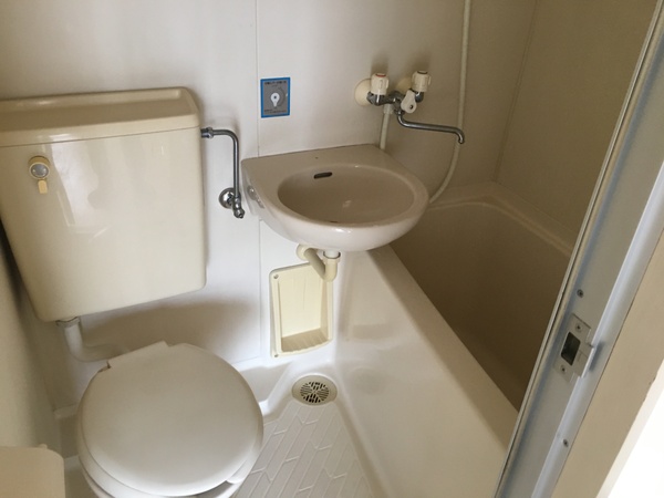 シャワールーム