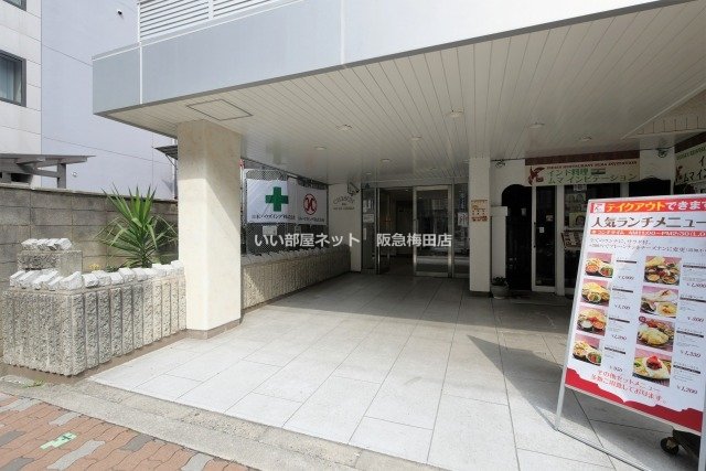 建物エントランス