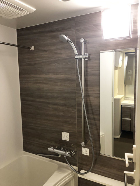 シャワールーム