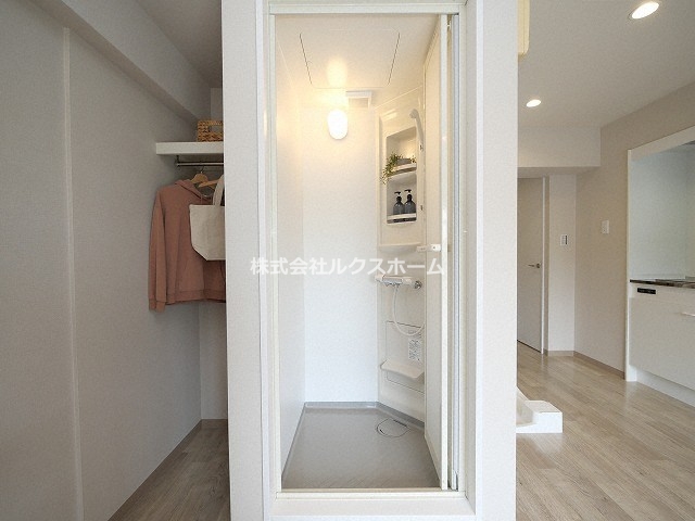 シャワールーム