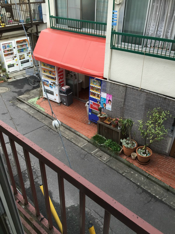 バルコニー