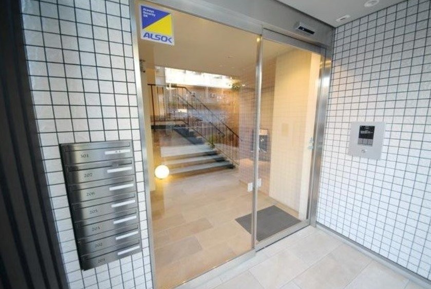 建物エントランス