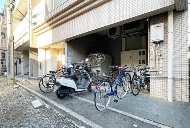 その他