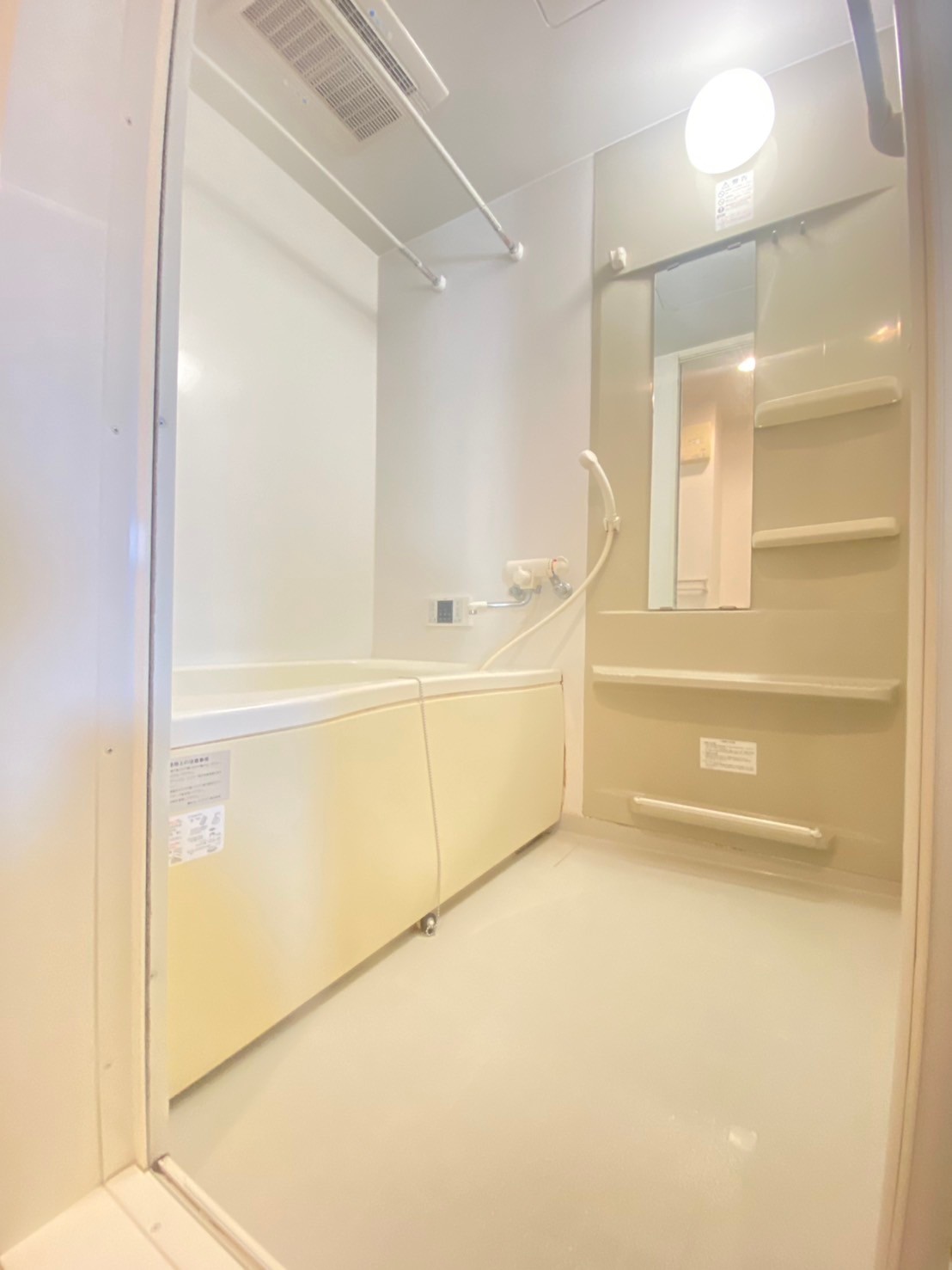 シャワールーム