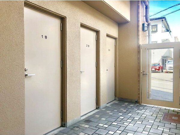 その他