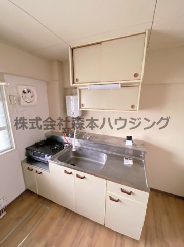 キッチン