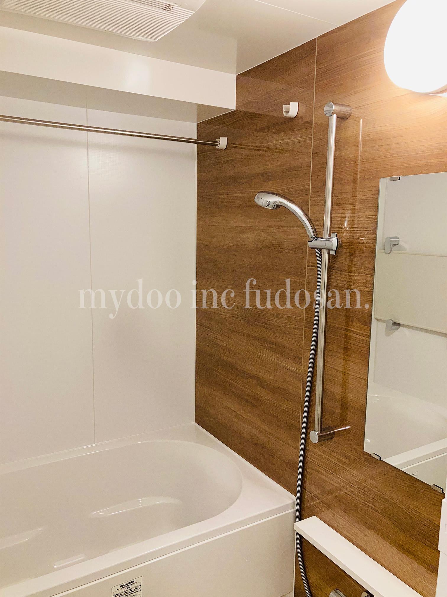 シャワールーム