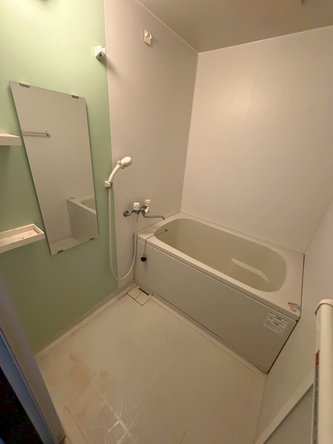 シャワールーム