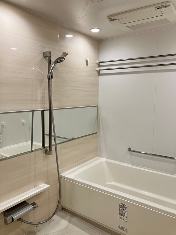 シャワールーム