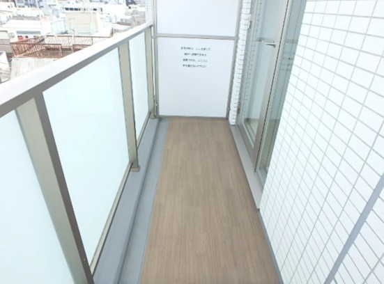 バルコニー