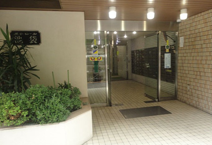 建物エントランス