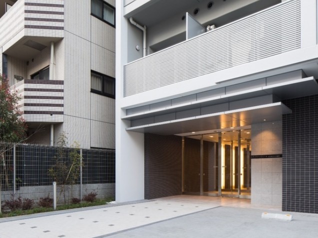 建物エントランス