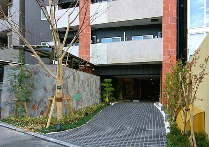 建物エントランス