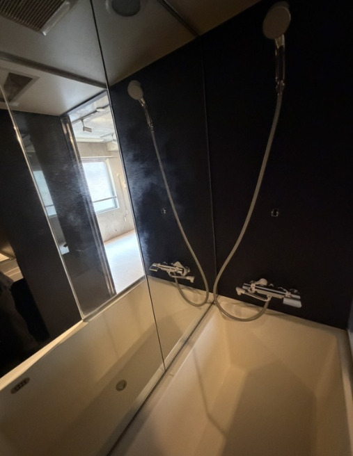シャワールーム