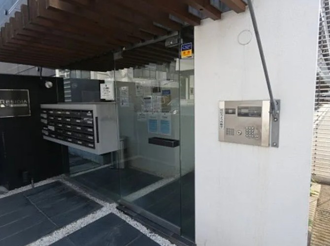 建物エントランス