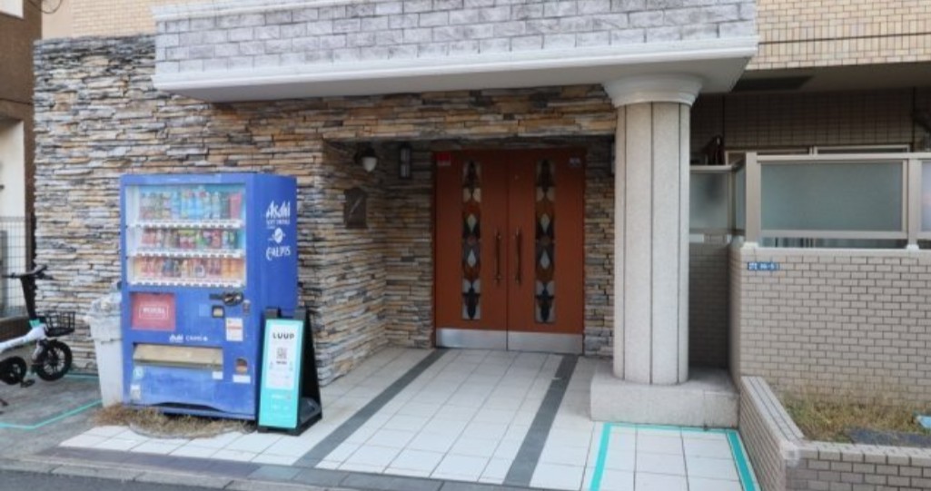 建物エントランス