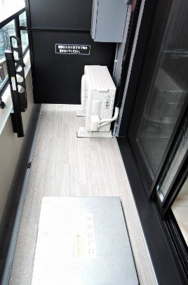 バルコニー