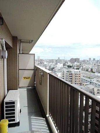バルコニー