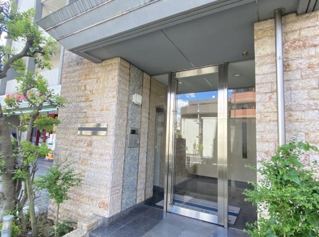 建物エントランス