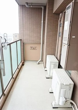 バルコニー