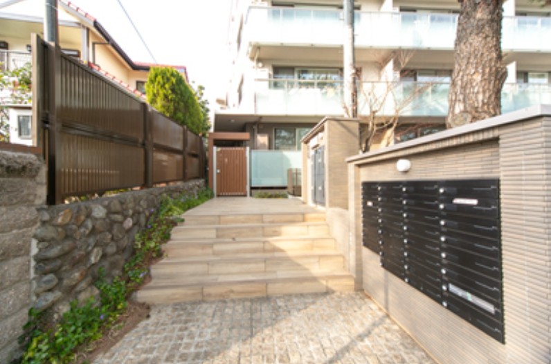 建物エントランス