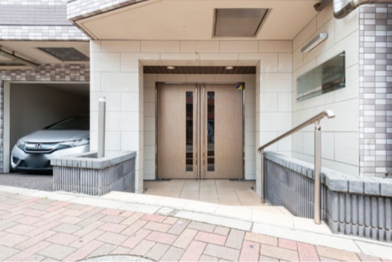 建物エントランス