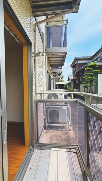 バルコニー
