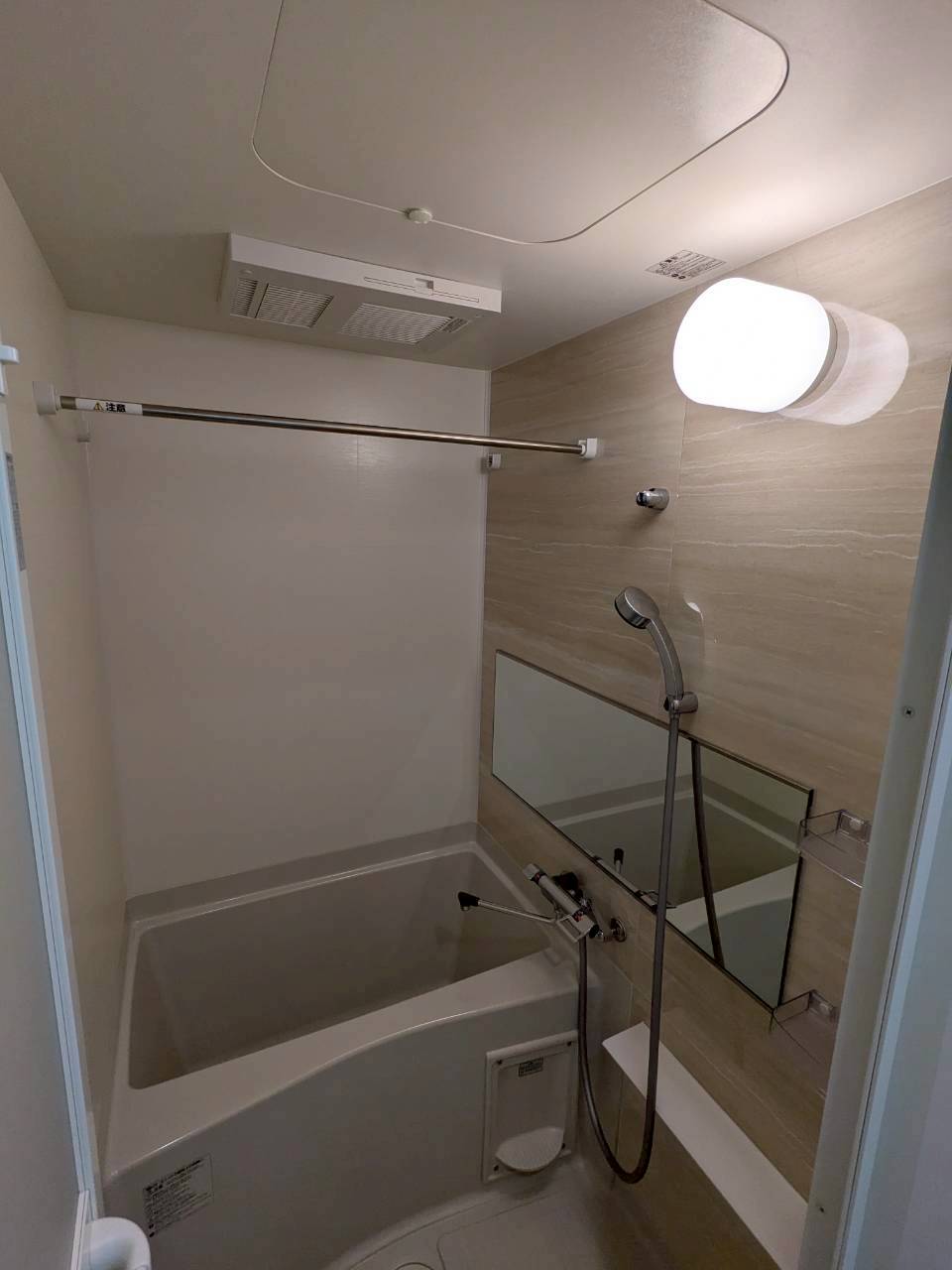 シャワールーム