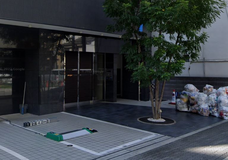 建物エントランス