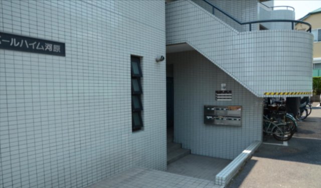 建物エントランス