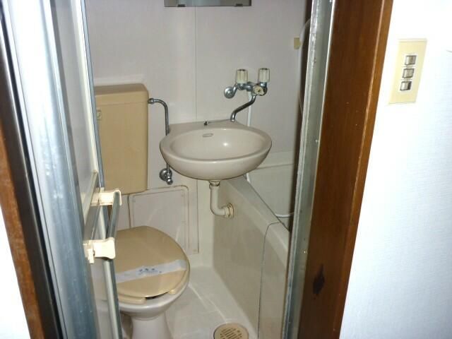 シャワールーム