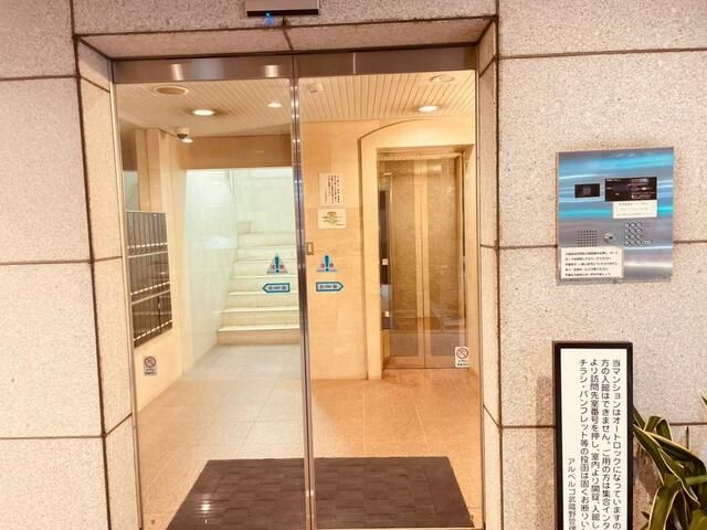 建物エントランス