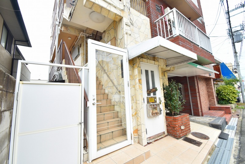 建物エントランス