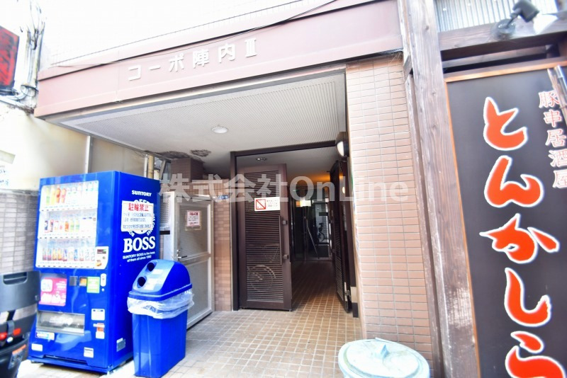 建物エントランス