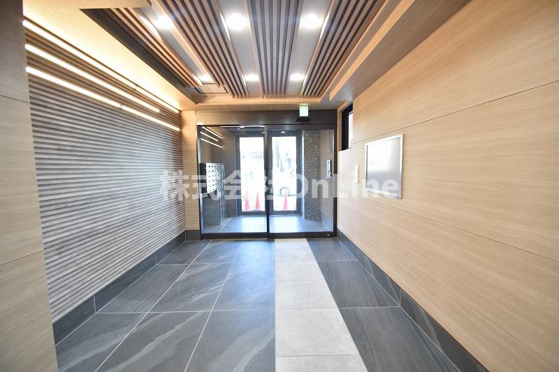 建物エントランス