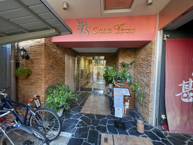 建物エントランス