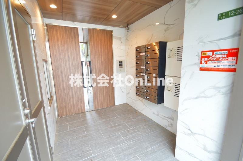 建物エントランス