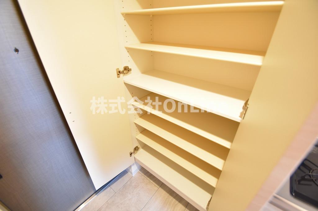 収納