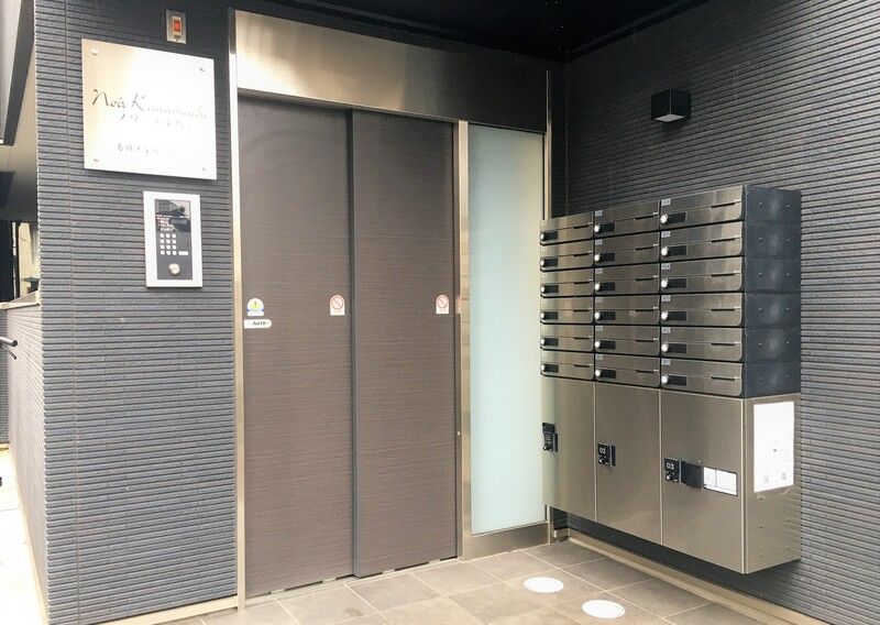 建物エントランス