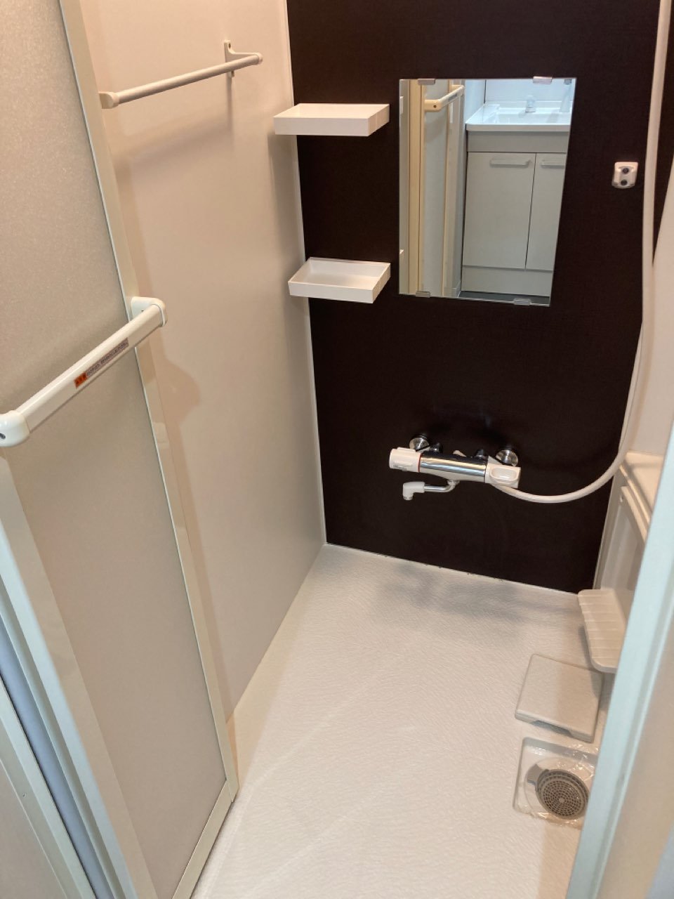 シャワールーム