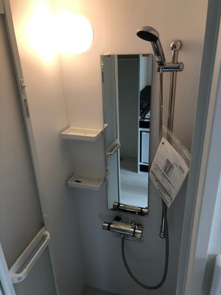 シャワールーム