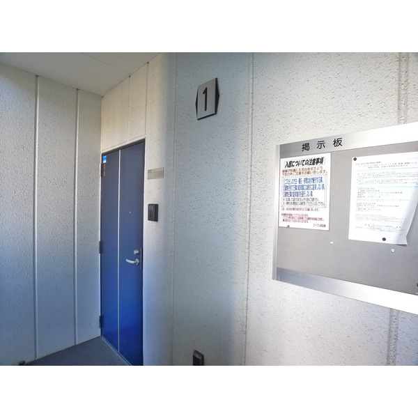 建物エントランス